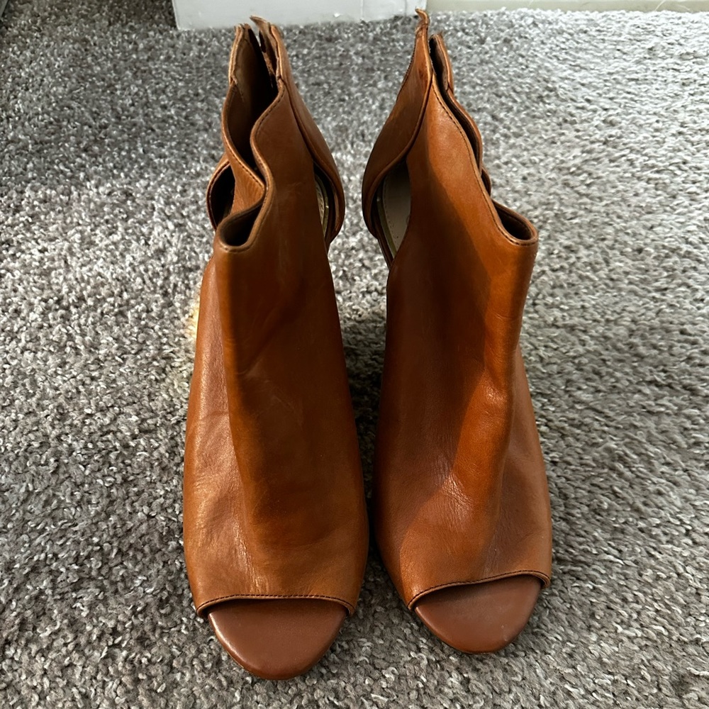 Jessica Simpson Leather Wedges
